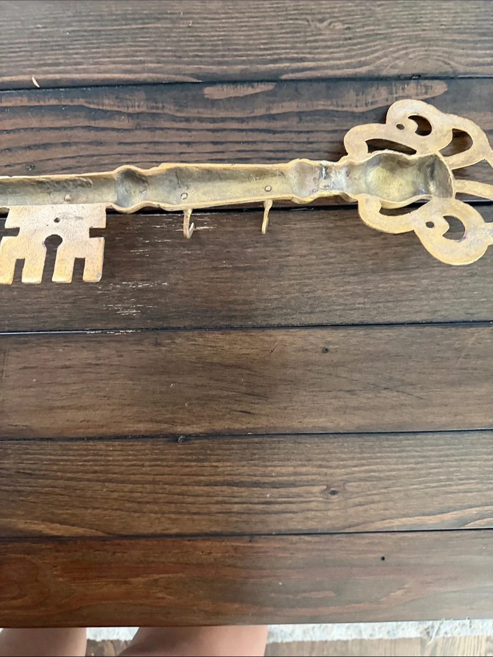 Rustic Vintage Brass Key Holder Antique Look Entryway Key Organizer